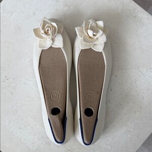 Never Worn - Rothy’s Cream Floral Women's Shoes